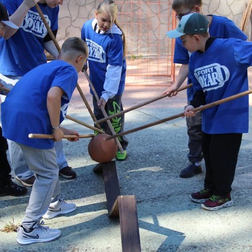 4А класс встретил новый учебный год квестом "Форт Боярд" 