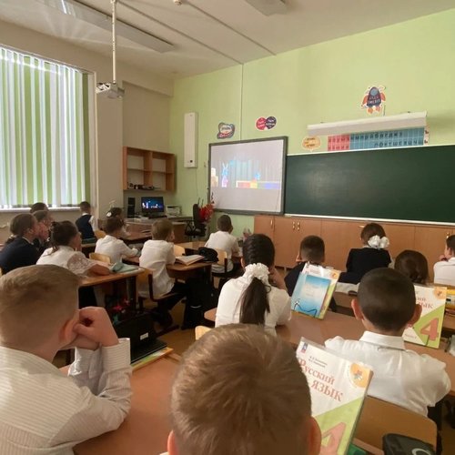 Сказка, которая учит осторожности: наша началка и «Козлятушки»