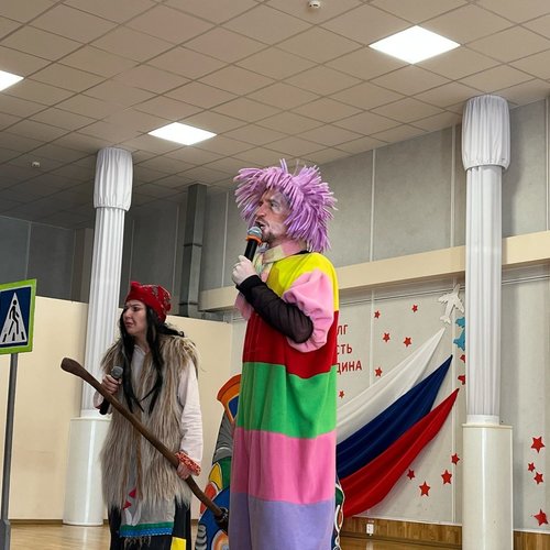 ПЕРВОКЛАССНИКИ ИЗУЧАЮТ ПРАВИЛА ДОРОЖНОГО ДВИЖЕНИЯ