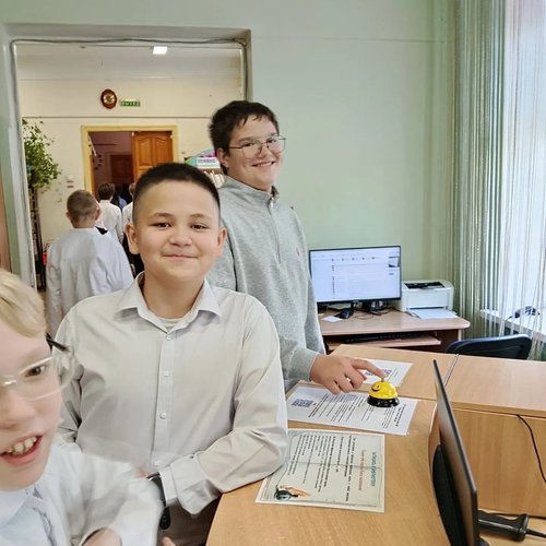 Не Болдино, но с Пушкиным в сердце: 6 «Б» открыл золотую осень в библиотеке!