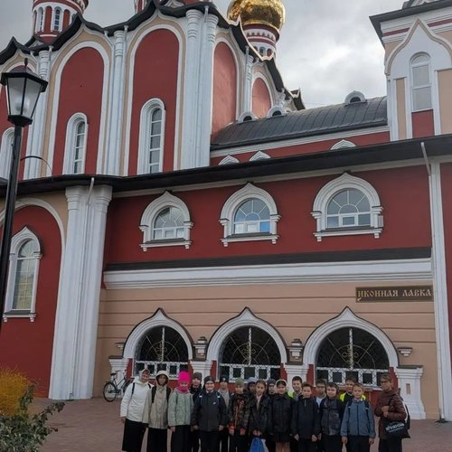 В 4 «Ж» классе прошло музейное занятие, посвященное сотворению мира и грехопадению первых людей