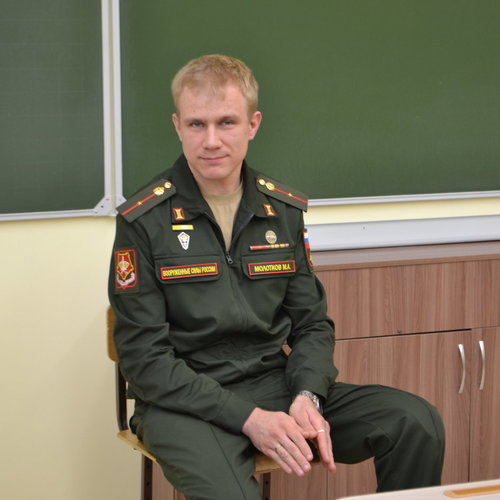 Урок, который останется в памяти: 7Е класс встретился с настоящим героем! 
