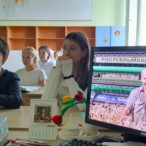 «Хлеб — всему голова»: как СОШ №1 отмечает самый теплый праздник октября!