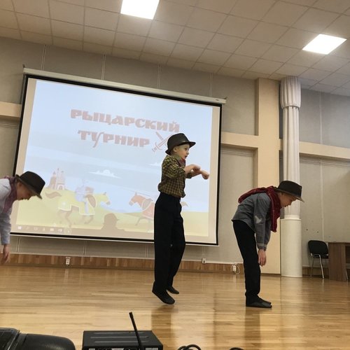 Рыцарский турнир среди первых