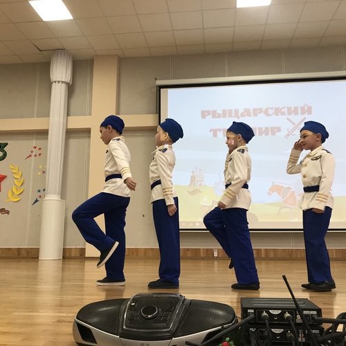 Рыцарский турнир среди первых