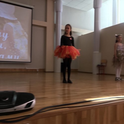 «Между нами, девочками» среди параллели 4-ых классов.