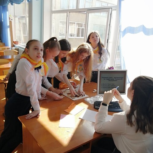 Городской конкурс " Ҫӗр пин тӗлӗнтермӗш ҫӗршывӗнче"