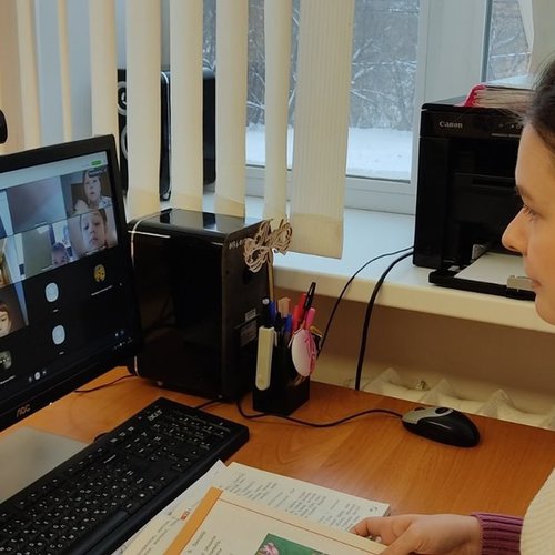 А мы продолжаем учиться online