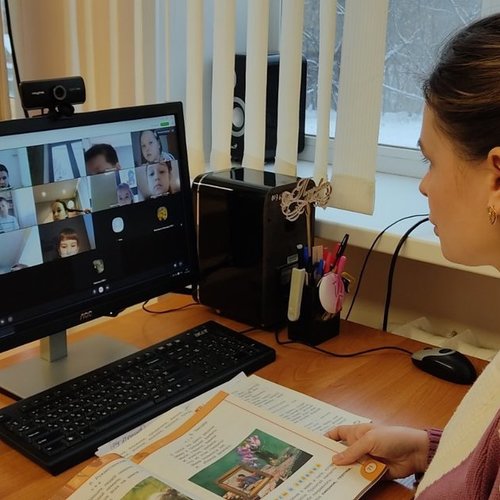 А мы продолжаем учиться online