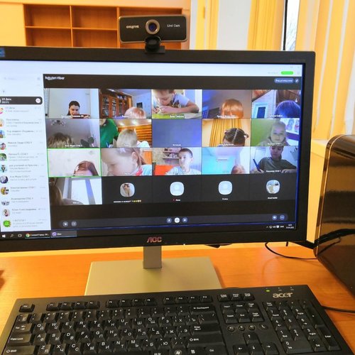 А мы продолжаем учиться online