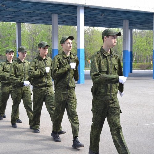 Юнармейцы  приняли участие в военно-спортивном соревновании "Зарница"
