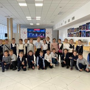 День театра в начальной школе.