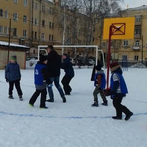 Товарищеский матч по зимнему футболу