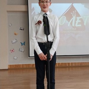 «Поклонимся великим тем годам!»