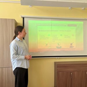 МАОУ "СОШ №1" приняло участие в родительских собраниях «Россия — мои горизонты». 