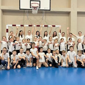 Утренняя зарядка с мамой!