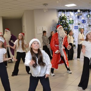 НОВОГОДНИЙ ОГОНЁК 2025