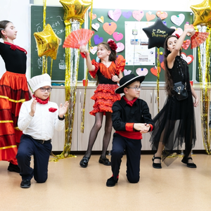 Путешествие по новогоднему миру: как наши дети открывали традиции разных стран