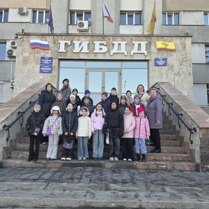 🚗💙 Экскурсия в мир дорожной безопасности: ученики 3А класса посетили музей ГИБДД!