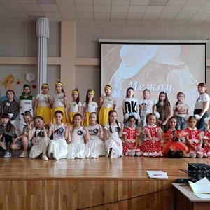 Конкурсная программа для девочек "Между нами, девочками"