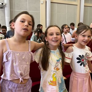 ПРИШКОЛЬНЫЙ ЛАГЕРЬ "ПРО-ДЕТСТВО" ДЕНЬ 12: ПОЛНО ЭНЕРГИИ, ТВОРЧЕСТВА И ЗАХВАТЫВАЮЩИХ ПРИКЛЮЧЕНИЙ! 